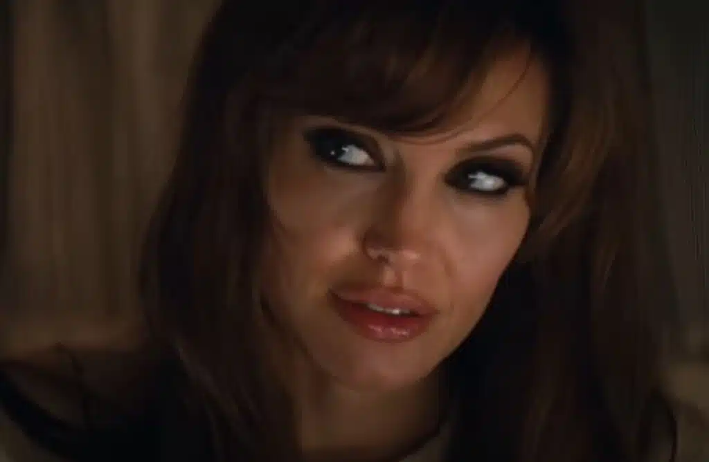 Angelina Jolien ja Johnny Deppin tähdittämä elokuva poistuu Netflixistä – vielä ehdit katsoa