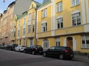 Lola Odusoga nähdään Salkkareissa yllättävässä roolissa