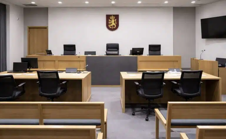 Latelan Lauria syytetään kolmesta eri rikoksesta