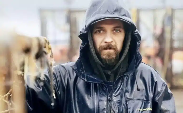 Hengenvaarallinen saalis -tähti on kuoli – "traaginen päivä aluksella" 7 Hengenvaarallinen saalis -tähti on kuoli – ”traaginen päivä aluksella”